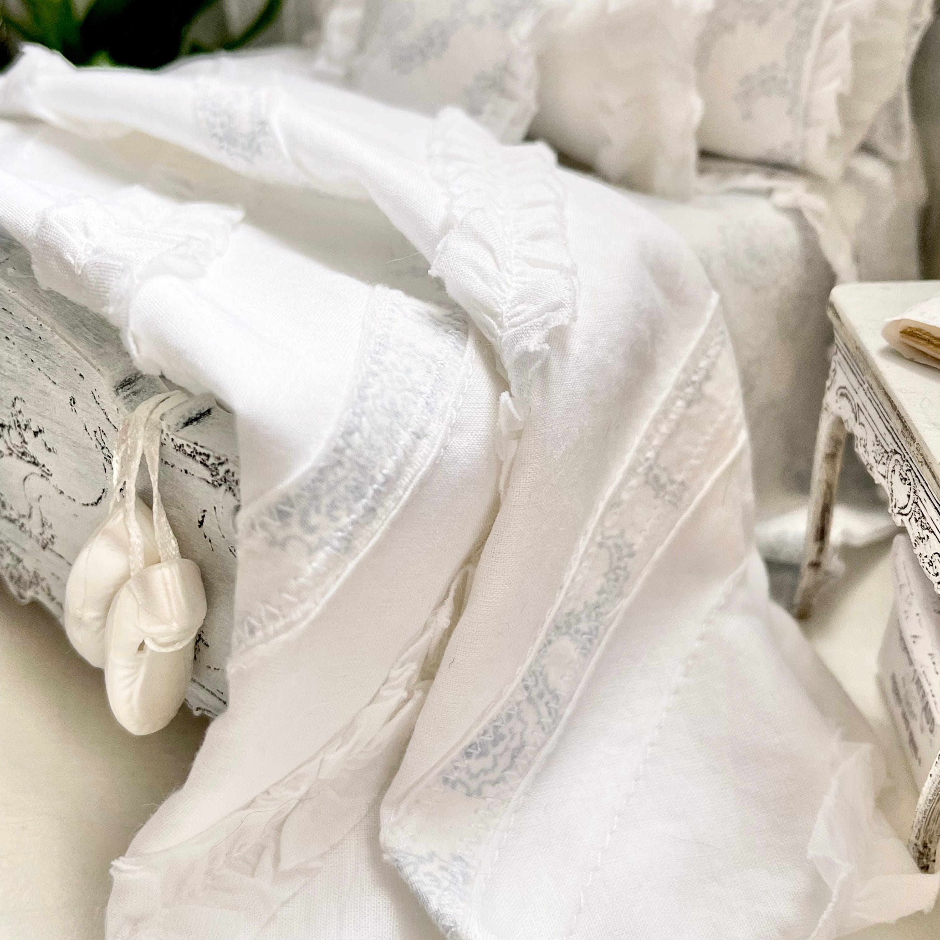 Chantallena Doll House Copy of Shabby Cottage | Eight Piece Shabby White Cotton Bed Set with Blue Roses Trellis | Blue Rose Trellis