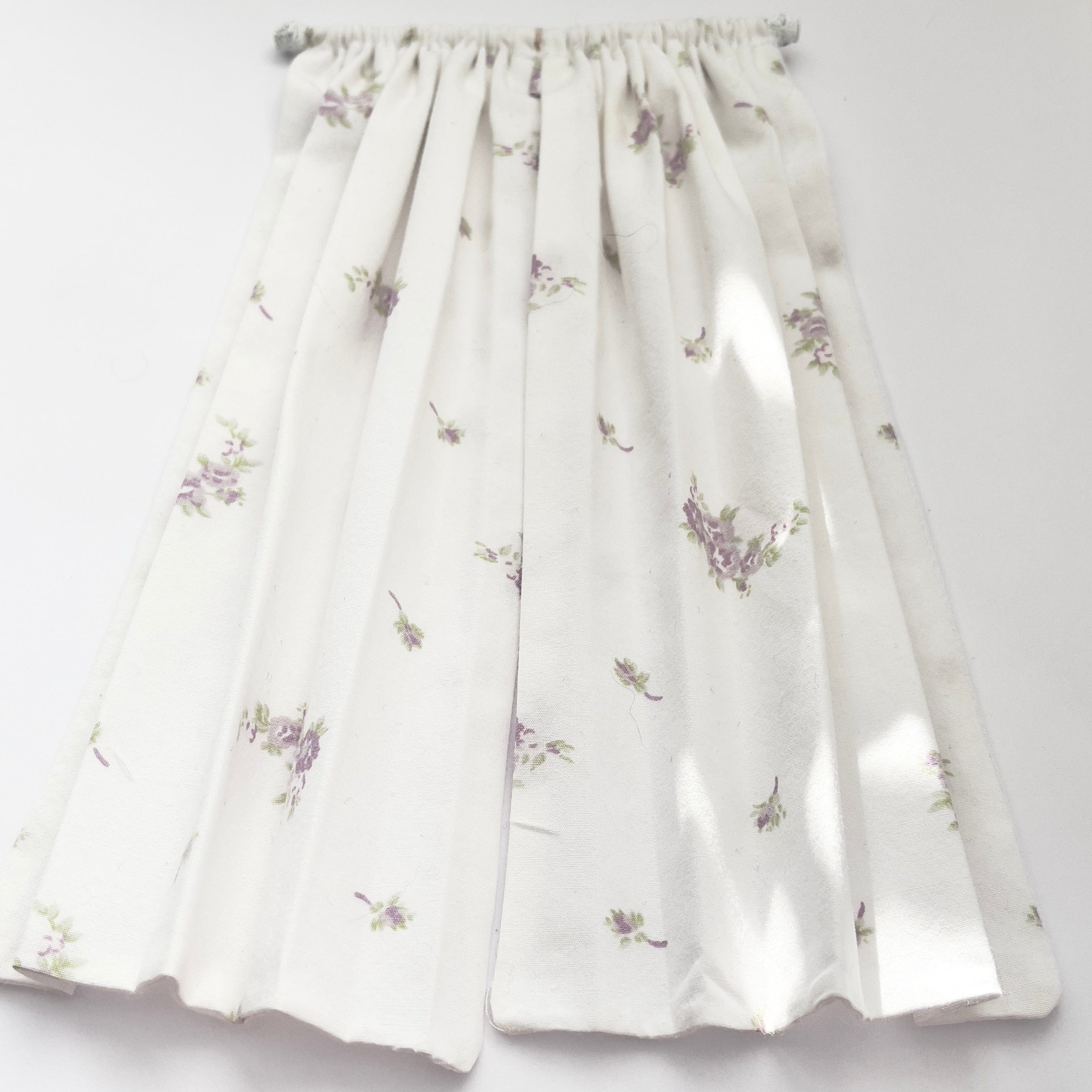 Chantallena Doll House Dollhouse Accessories 1 Curtain with rod CURTAINS- Shabby Lavender Floral 2 Panel Cotton Curtains | Shabby Lavender Floral | Soft Furnishings