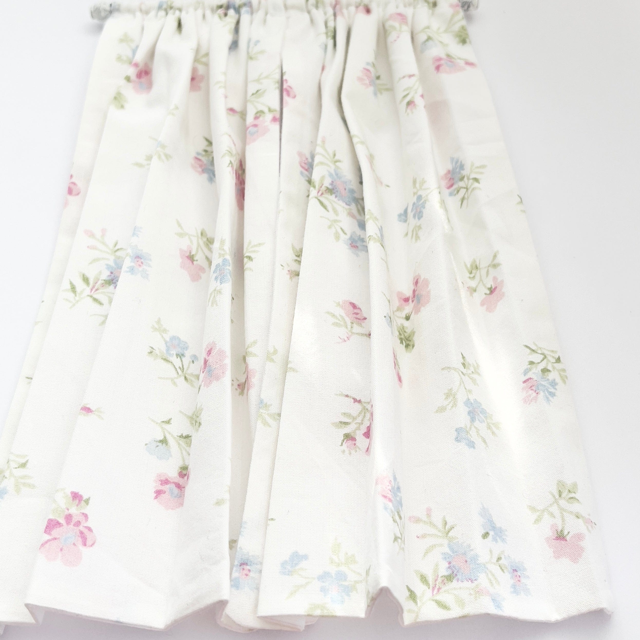 Chantallena Doll House Dollhouse Accessories 1 Curtain with rod CURTAINS - Shabby Pink Blue and Green Petite Wildflowers 2 Panel Cotton Curtains | Shabby Wildflowers | Soft Furnishings