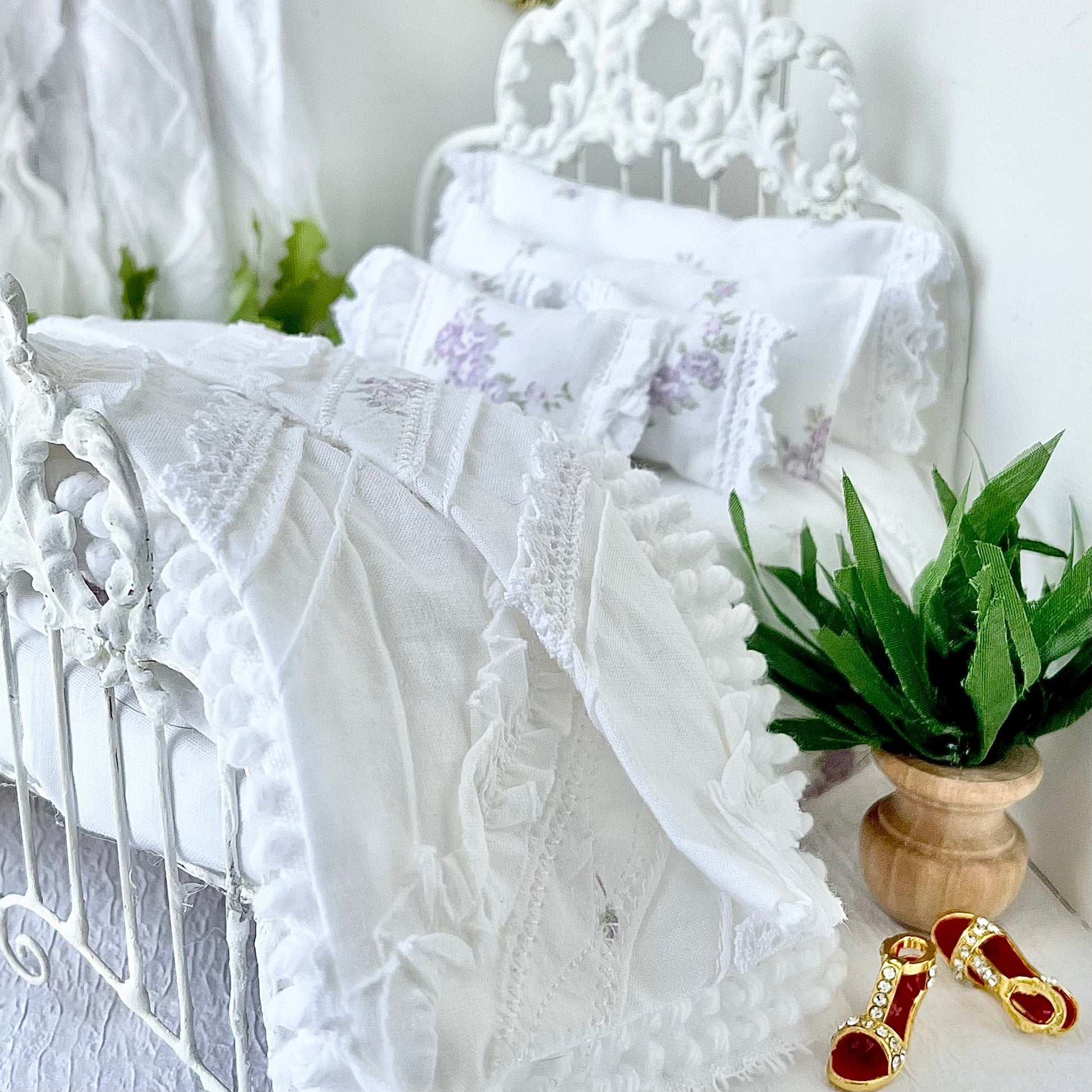 Chantallena Doll House Shabby Cottage - Eight Piece Lavender & Lilac Floral Cotton Bedding Set