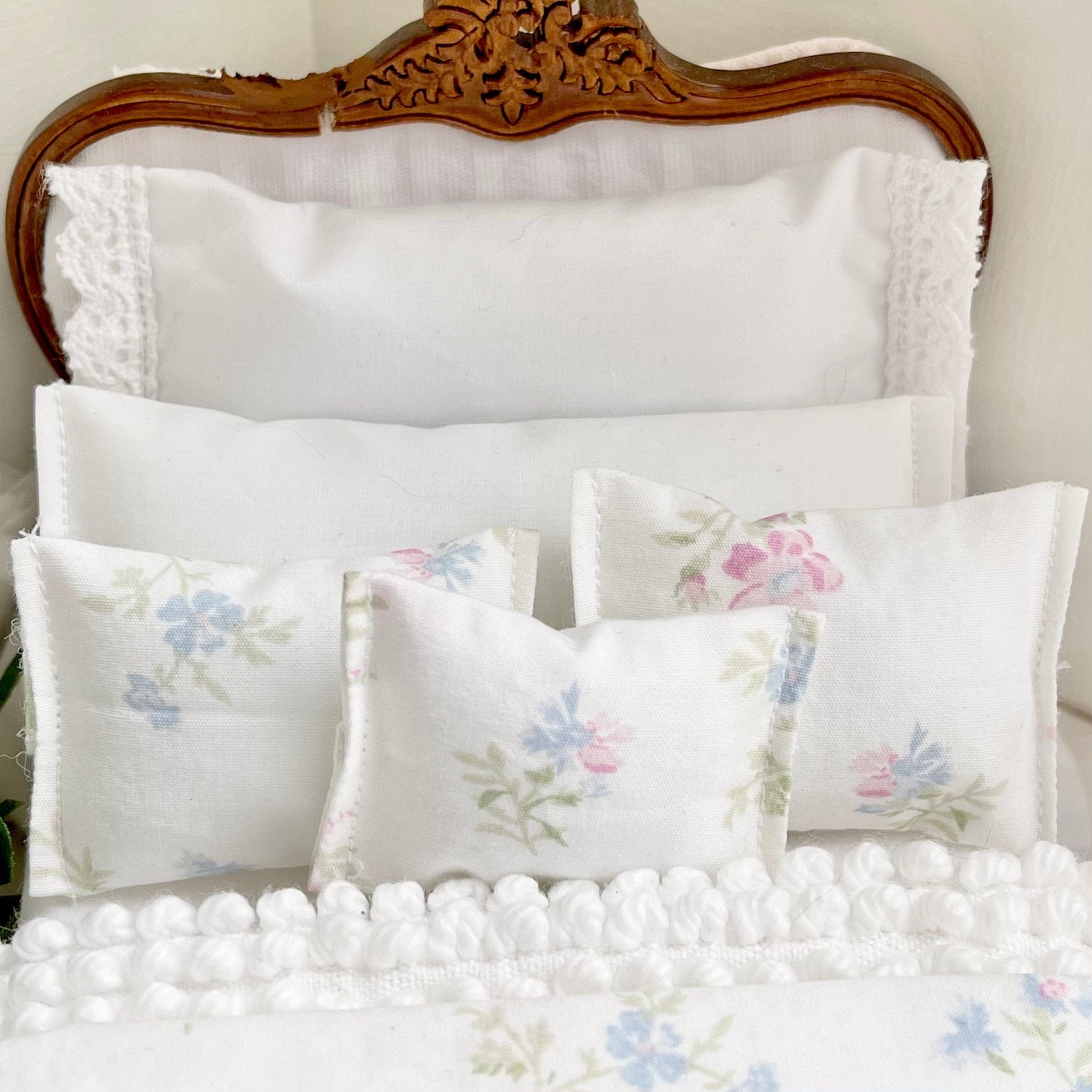 Chantallena Doll House Shabby Cottage -  Eight Piece White Cotton Bedding Set with Pink & Blue Wildflowers Bed Runner