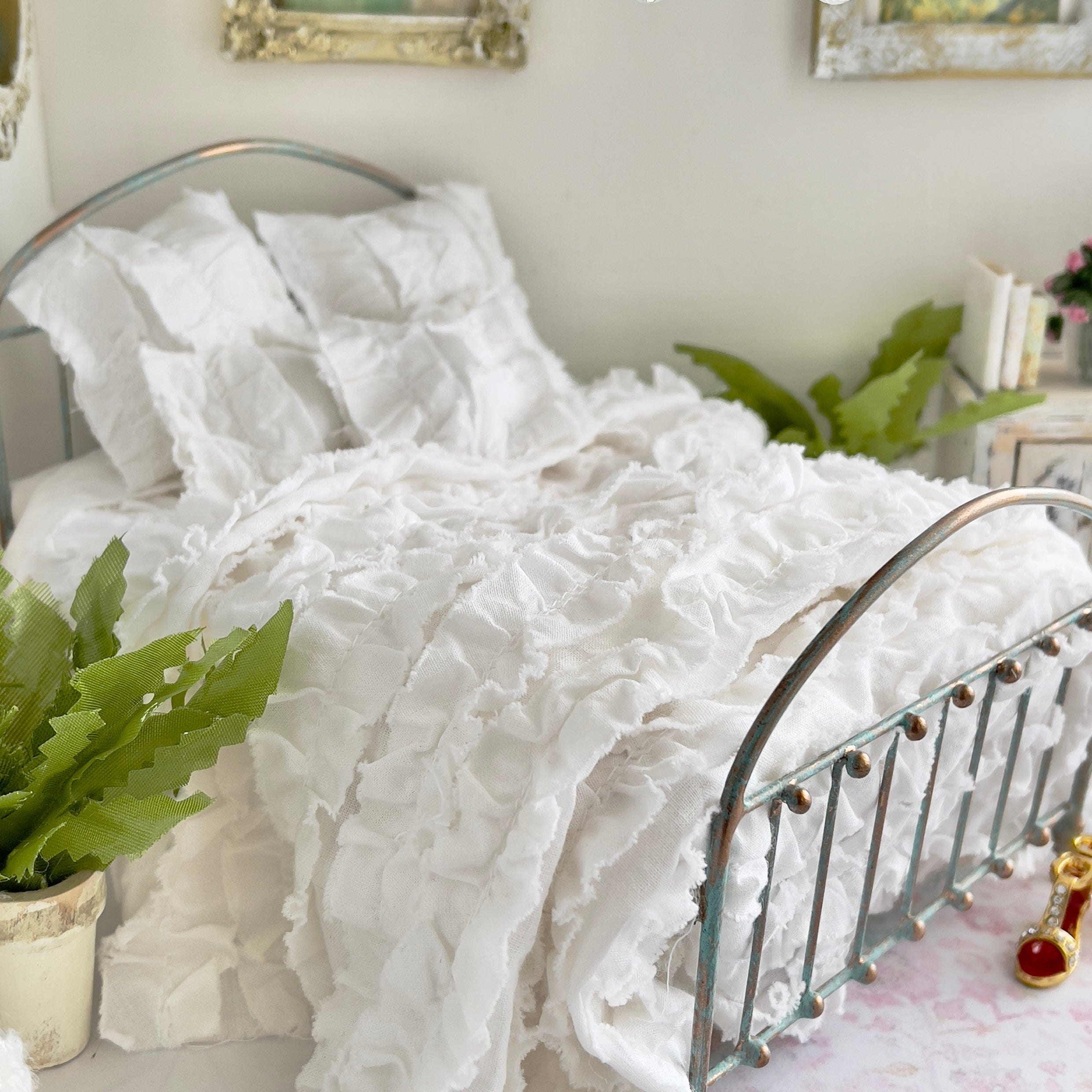 Chantallena White Bed Linens Boundless White | White Distressed Ruffled Cotton  | Leanna